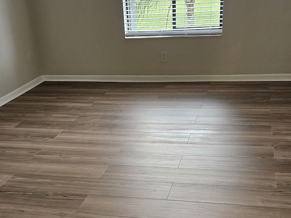 Large Bedroom