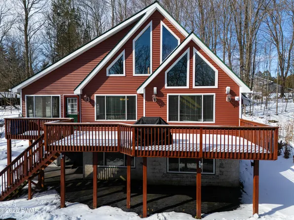 357 Lakeview Dr W, Lake Ariel, PA 18436