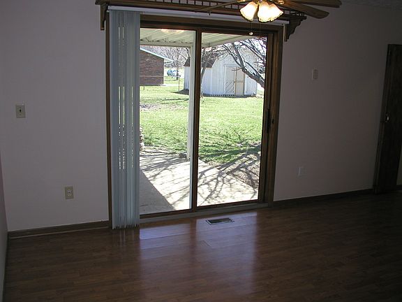 5th image of 6228 Brofield Dr