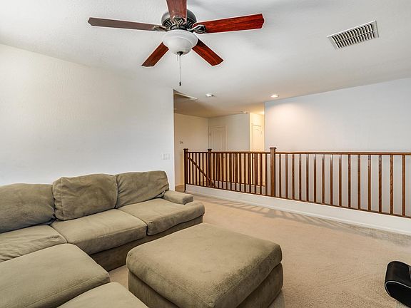 4th image of 11028 W College Dr