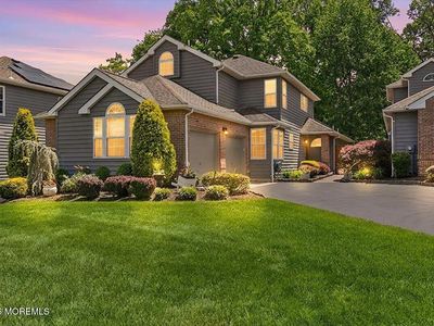 42 Fairway Boulevard, Monroe Township, NJ, 08831