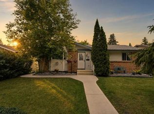 12 S Anders St, Red Deer, AB T4R1B8