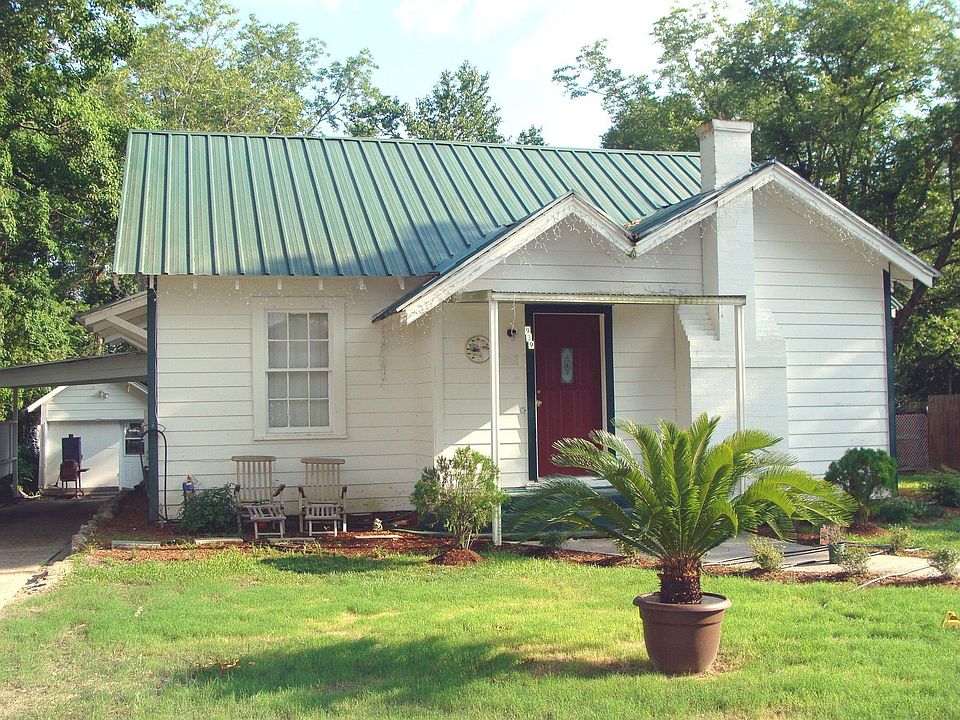 1st image of 939 Avenue A