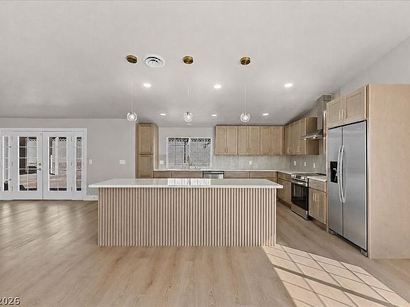 3rd image of 1439 Sorrel Rd