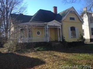 415 Walnut St, Statesville, NC 28677