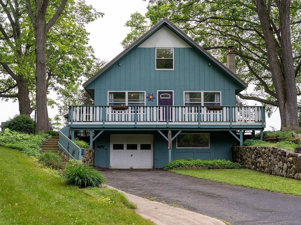1st image of 1022/1024 Parkview Dr
