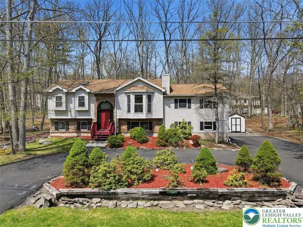 338 Fernwood Dr, East Stroudsburg, PA 18301