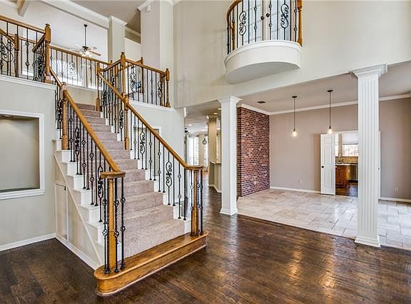 3rd image of 400 Soapberry Cir