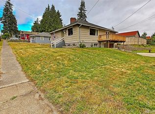 933 Division St, Port Orchard, WA 98366