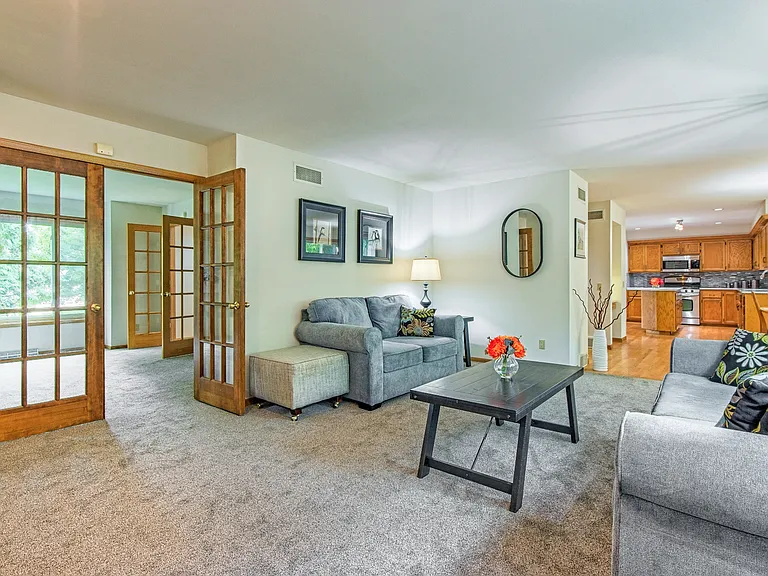 7126 New Washburn Way — Photo 32