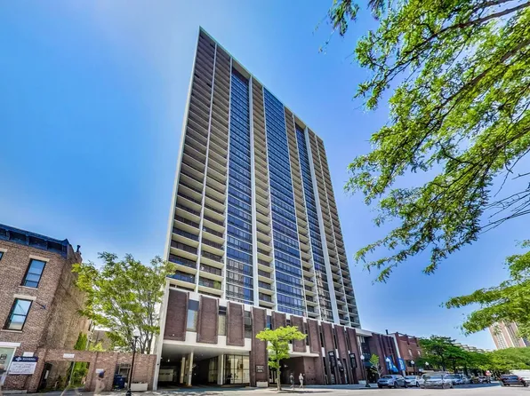 1636 N Wells St APT 2915, Chicago, IL 60614