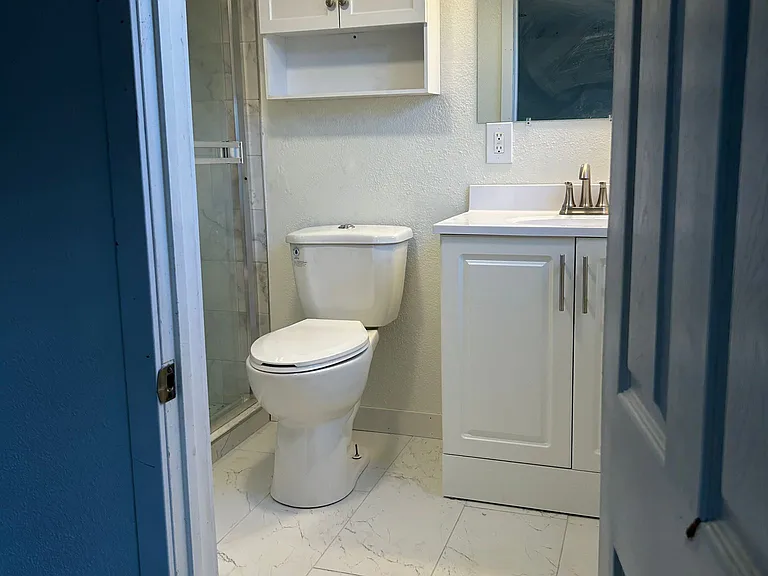 13613 Ardis Ave #1 — Photo 6