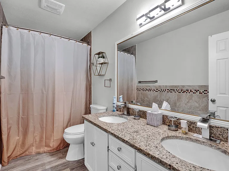 Cascade Oak Dr — Photo 9