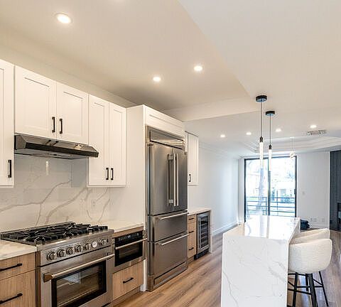 2nd image of 2500 Abbot Kinney Blvd APT 11