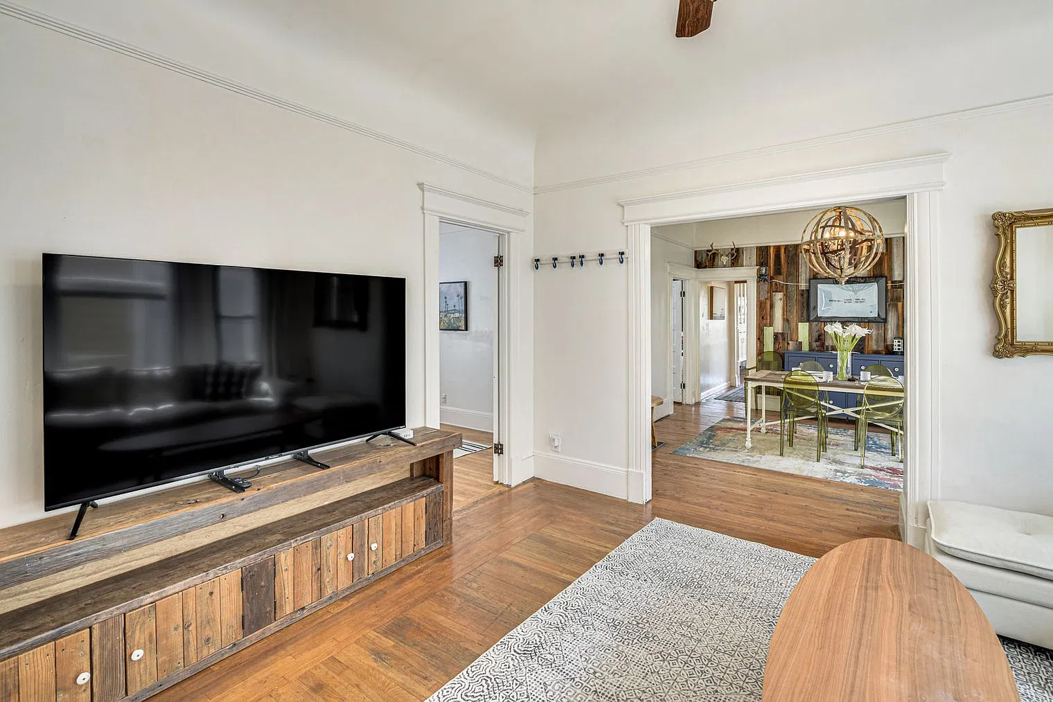 3 bed, 2.0 bath, 1797 sqft, $6,031 — Photo 3