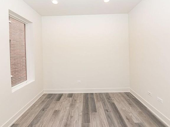 4th image of 1220 N Bosworth Ave #1813