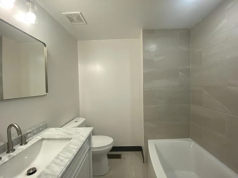 5622 Midwood Ave #1 — Photo 26