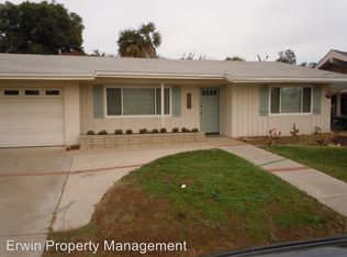 1920 Clover Way, Escondido, CA 92026