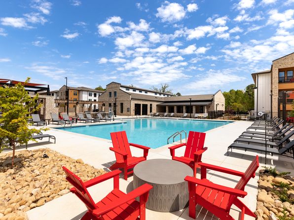 1301 Academic Pkwy #2315