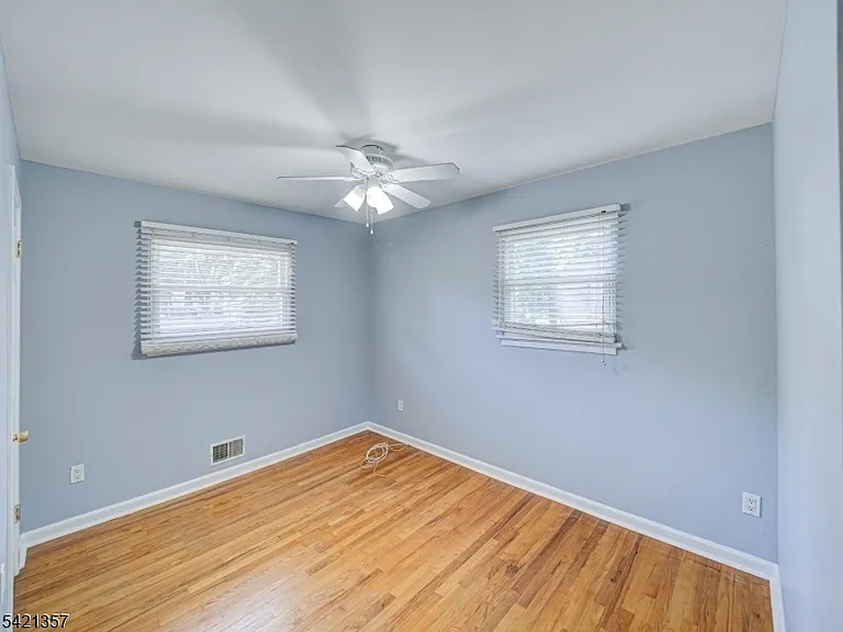 50 Auburn Rd — Photo 19