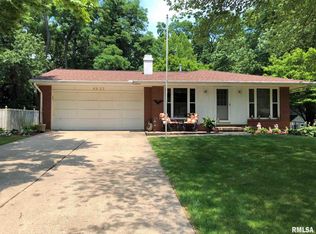 4923 W Hopewood Ln, Peoria, IL 61607