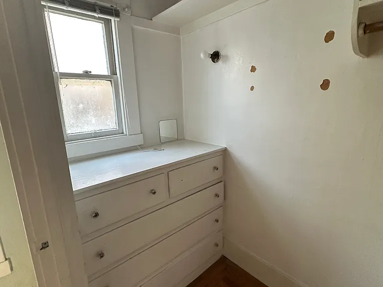 2535 Regent St #7 — Photo 23