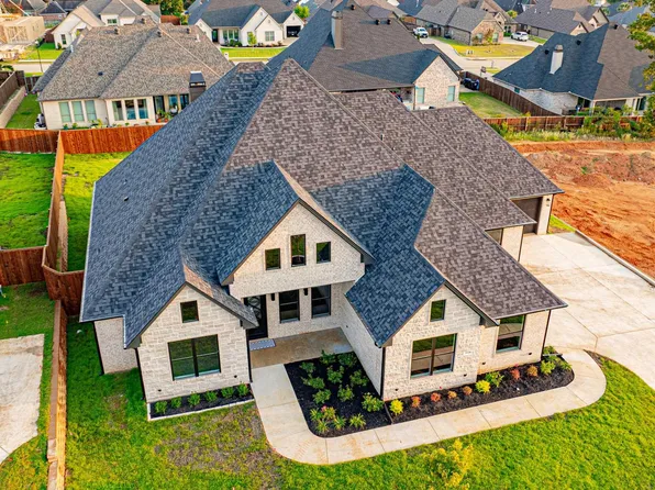 3923 Hidden Hills Cir, Longview, TX 75605