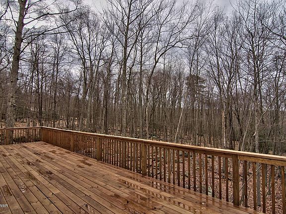 5th image of 105 Squaw Valley Ln