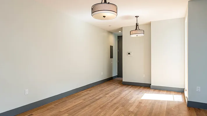 Rented by Nooklyn NYC LLC | media 4