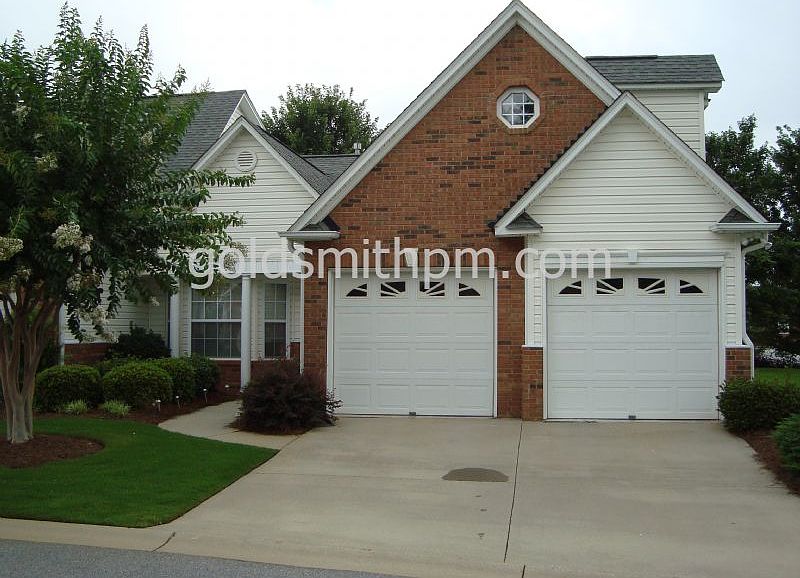 1st image of 657 Ivybrooke Ave