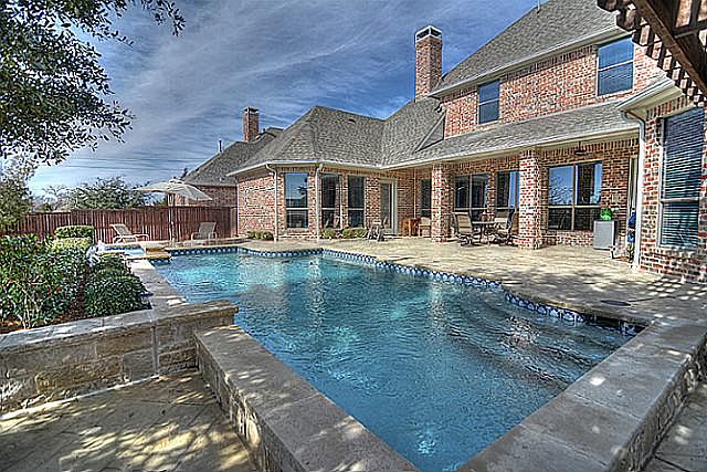 1st image of 304 Rosebury Cir