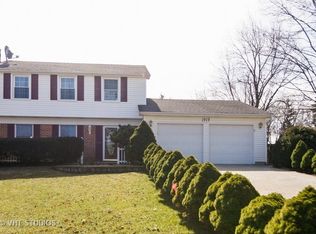 1919 Arklow Pl, Schaumburg, IL 60194