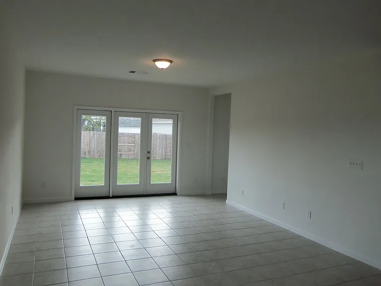 303 Cold Springs Loop — Photo 6