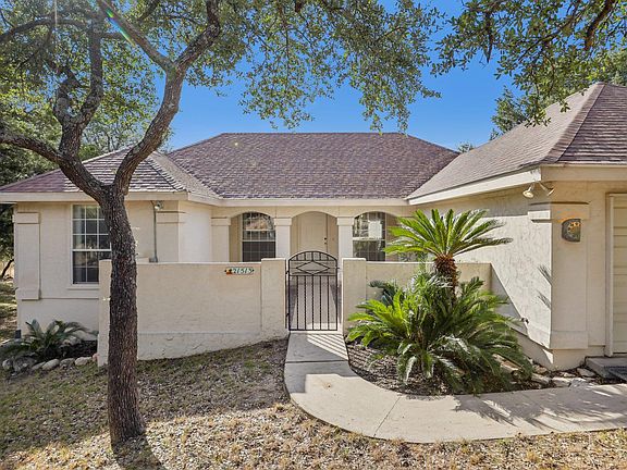 2nd image of 21513 Lakefront Dr