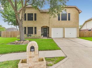 918 Chase Creek Cir, Bacliff, TX 77518