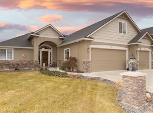 835 W Heather Woods Dr, Nampa, ID 83686