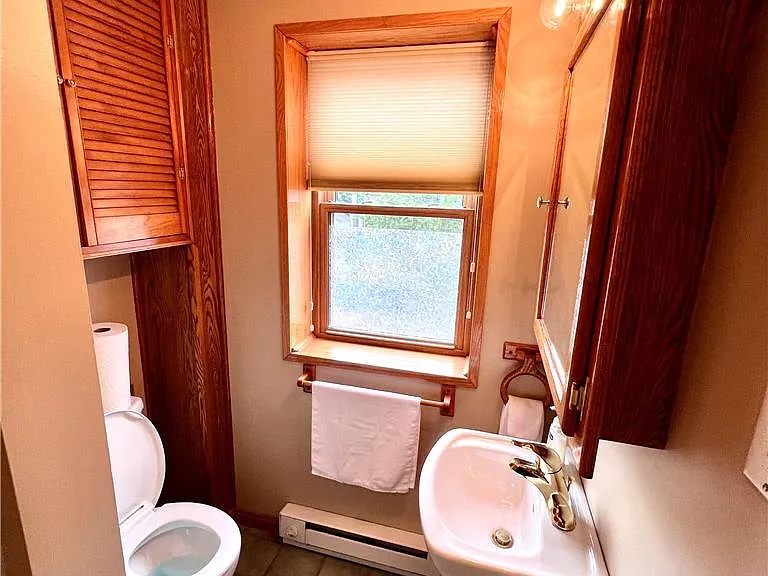 1119 Maple St — Photo 5