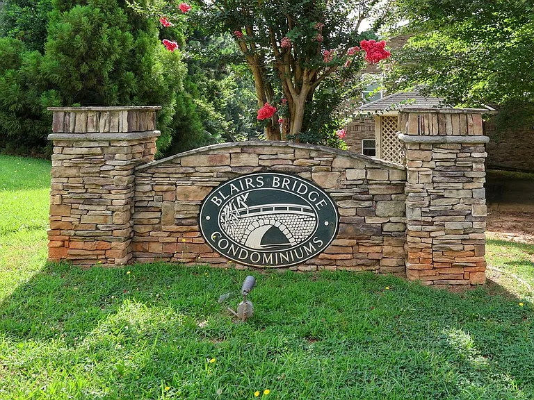 7116 Blairs View Ct — Photo 44