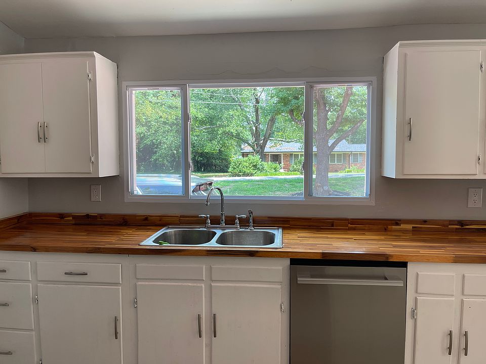 1st image of 306 Hermitage Rd #2