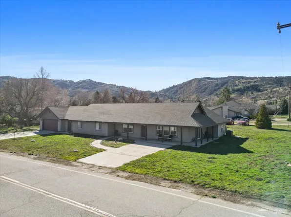30150 Jamaica Dunes Dr, Tehachapi, CA 93561