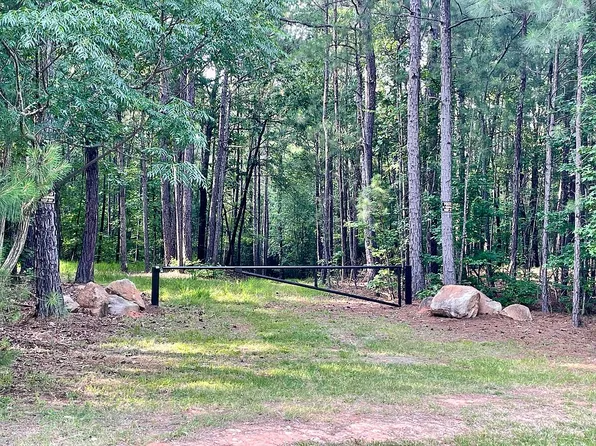 1177 Hesters Ferry Rd, Tignall, GA 30668