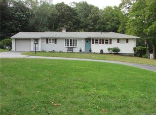 70 W Shepard Ave, Hamden, CT 06514