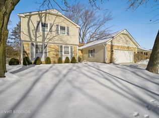 491 Springside Ln, Buffalo Grove, IL