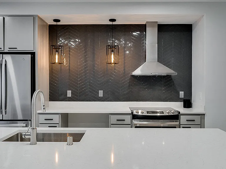 District Apartments — Photo 11