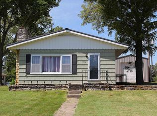 203 N 1st St, Westmoreland, KS 66549