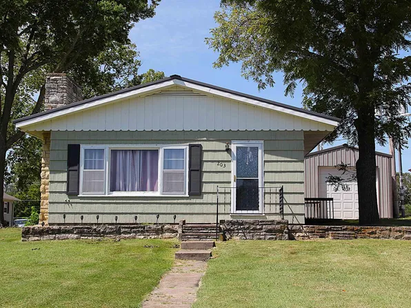 203 N 1st St, Westmoreland, KS 66549