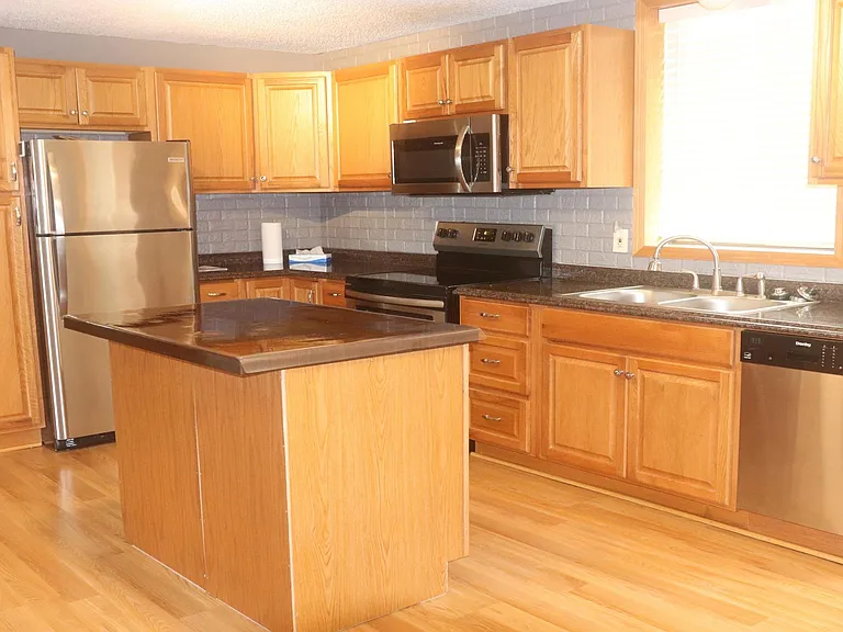 6380 7th St NE #1 — Photo 20