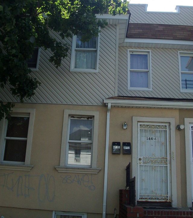2nd image of 16404 108th Ave