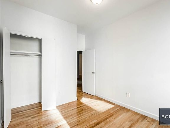 4th image of 324 E 91st St #19A