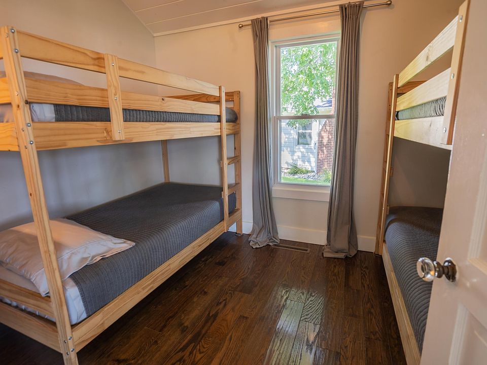 654 E Lakewood Ave, Warsaw, IN 46580 Zillow